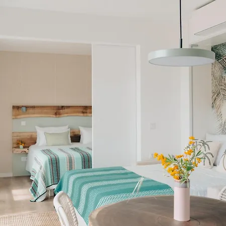 Mar Puro Aparthotel 3*