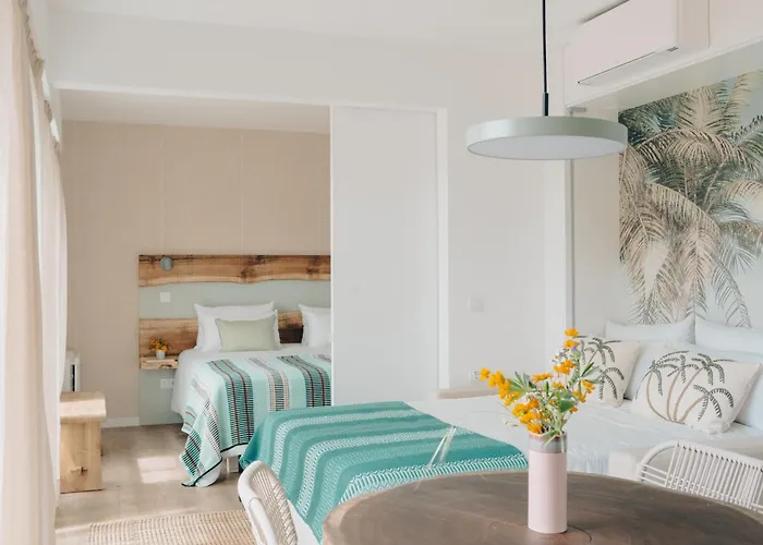 Mar Puro Aparthotel 3*